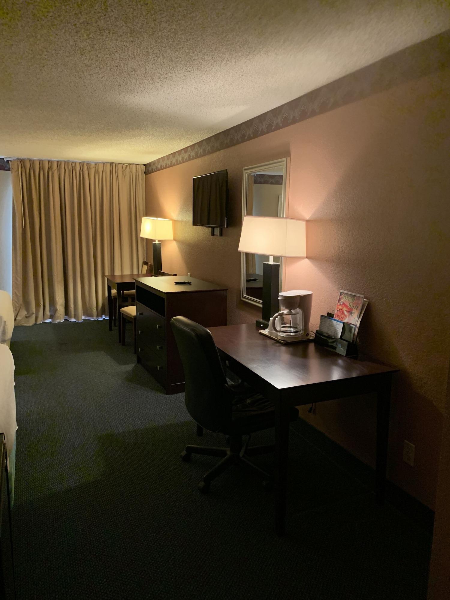 Lincoln Express And 2* Oklahoma City