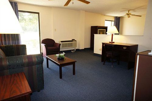 Hotel Lincoln Express And Oklahoma City